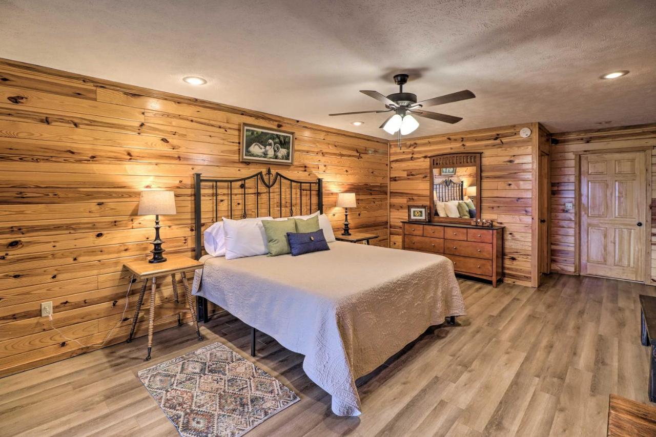 Вилла Piney Bluff Retreat With Mountain Views! Экстерьер фото