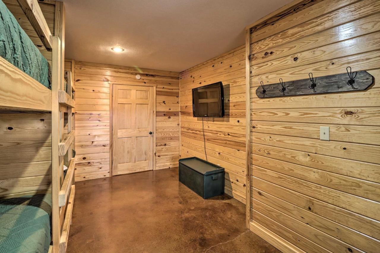 Вилла Piney Bluff Retreat With Mountain Views! Экстерьер фото