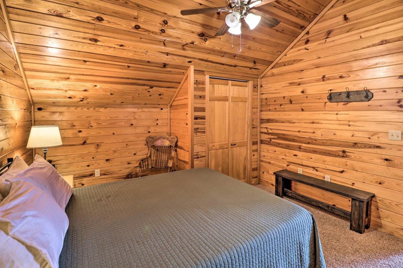 Вилла Piney Bluff Retreat With Mountain Views! Экстерьер фото